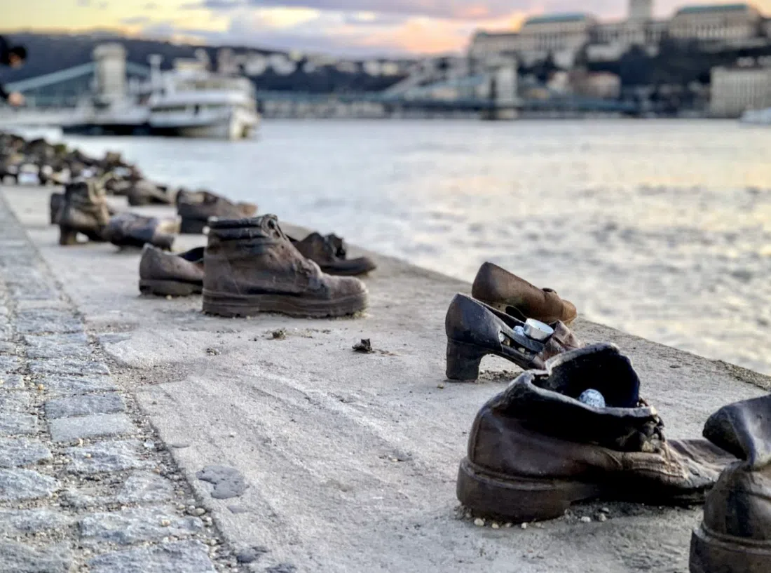 Shoes on the Danube Bank (Cipők a Duna-parton), Budapest
